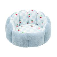 Scalloped Bed, 52 x 52 x 30cm